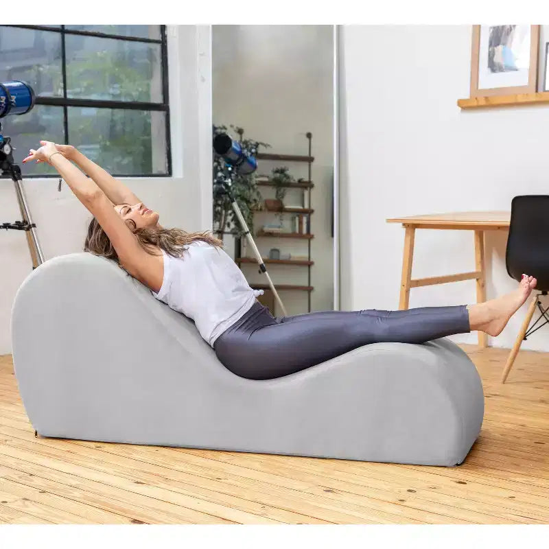 Espreguiçadeira elegante Avana para ioga - fabricada nos EUA - ideal para alongamentos, relaxamento, exercício e muito mais, 60D x 18W x 26H polegadas, cinzento-claro