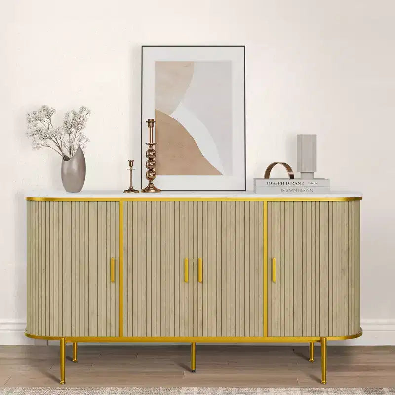 Madia Credenza da 150 cm con Ante Scanalate, Mobile Console con Gambe in Metallo, Piano Effetto Marmo, Mobile Moderno di Metà Secolo per Sala da Pranzo