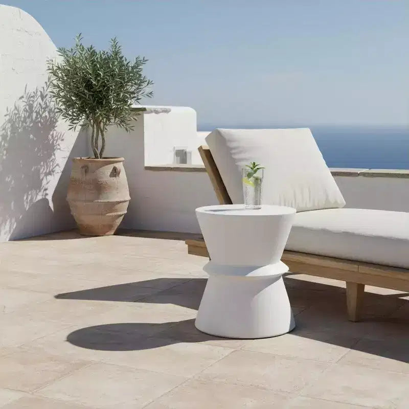 Tavolino da Esterno in Cemento Leggero Design Moderno Scultoreo, Resistente alle Intemperie e Facile da Spostare per Patio, Balcone o Giardino