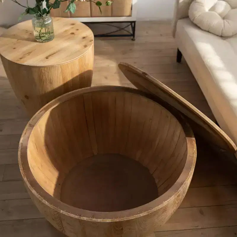 Mesa de centro redonda de estilo retro com arrumação, feita de madeira, adequada para sala de estar, sala de jantar ou escritório.