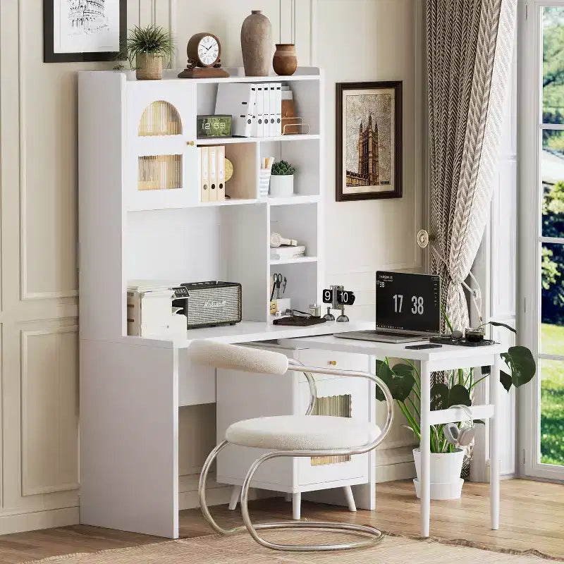 Okak moderne houten bureau voor kantoor aan huis met bureaublad, stoel en boekenkast, opbergbureau voor tieners en studenten om te studeren en schrijven, voor studie en kantoor