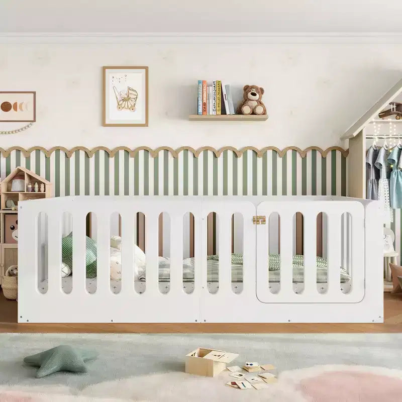 Cama Montessori de chão branca, tamanho Twin, com grades de proteção e porta - madeira maciça, 1 criança