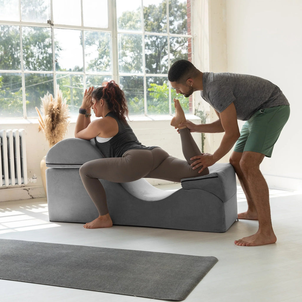 Avana Kami converteerbare chaise longue / yoga en massage - 2-in-1 hocker met verborgen uitklapbare yogastoel, microvelours - N/A
