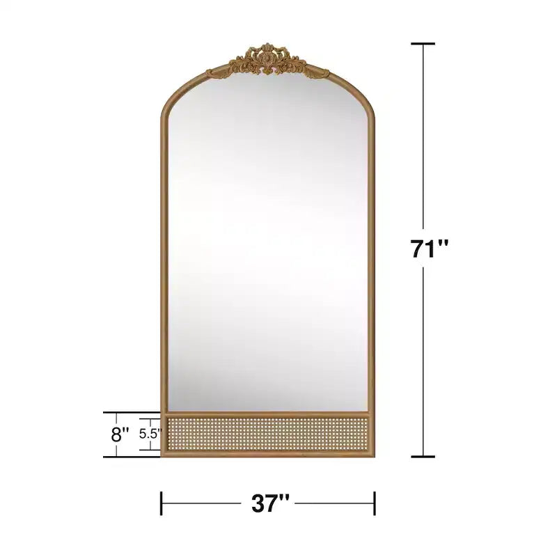 37 in. W x 71 in. H Klassischer Wandspiegel mit geschnitztem Bogen, Holzrahmen und Rattan-Unterseite in Braun