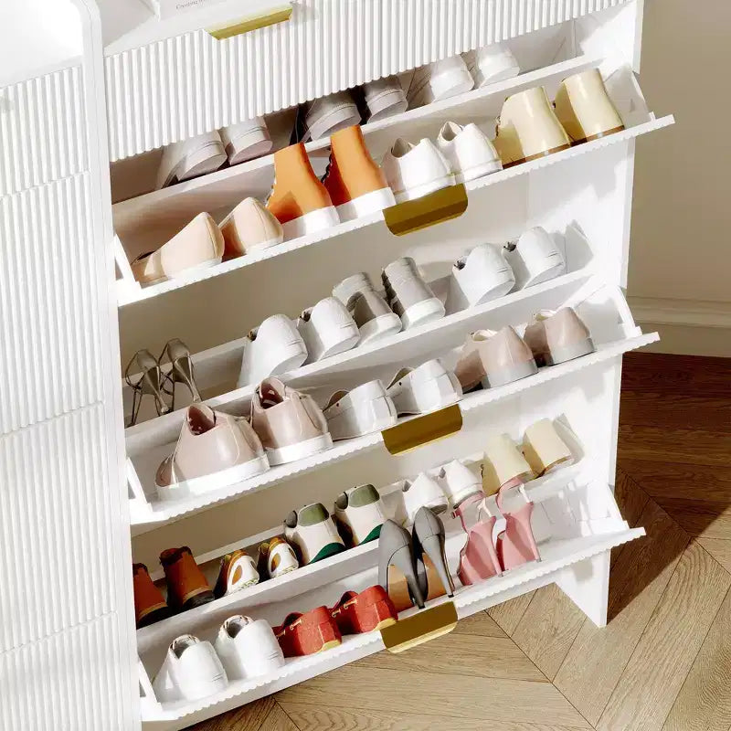 Armário moderno branco para sapatos com 3 gavetas basculantes, 2 gavetas pequenas e gancho, organizador estreito de sapatos com frentes caneladas, armário estreito para entrada
