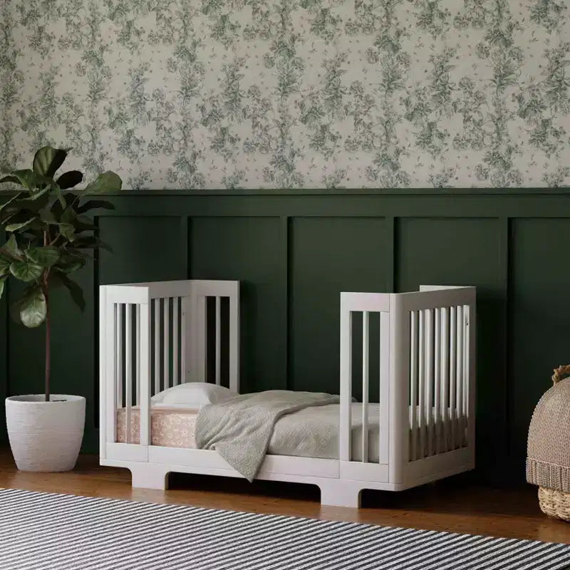 Berço convertível Babyletto Yuzu 8 em 1 com kits de conversão para todas as fases