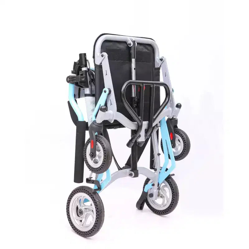 Cadeira de transporte para idosos ultraleve, cadeira de transporte dobrável portátil e leve, com travão de mão com bloqueio e apoios de braços rebatíveis amovíveis