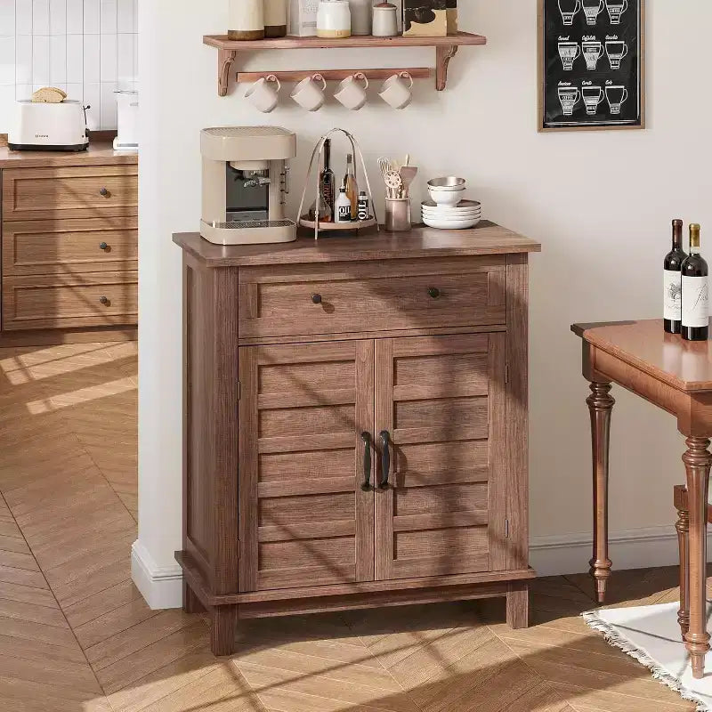 Rustikaler 80-cm-Stauraumschrank mit Lamellentüren, 3-fach höhenverstellbar, Doppeltürenschrank für Küche, Esszimmer und Homeoffice
