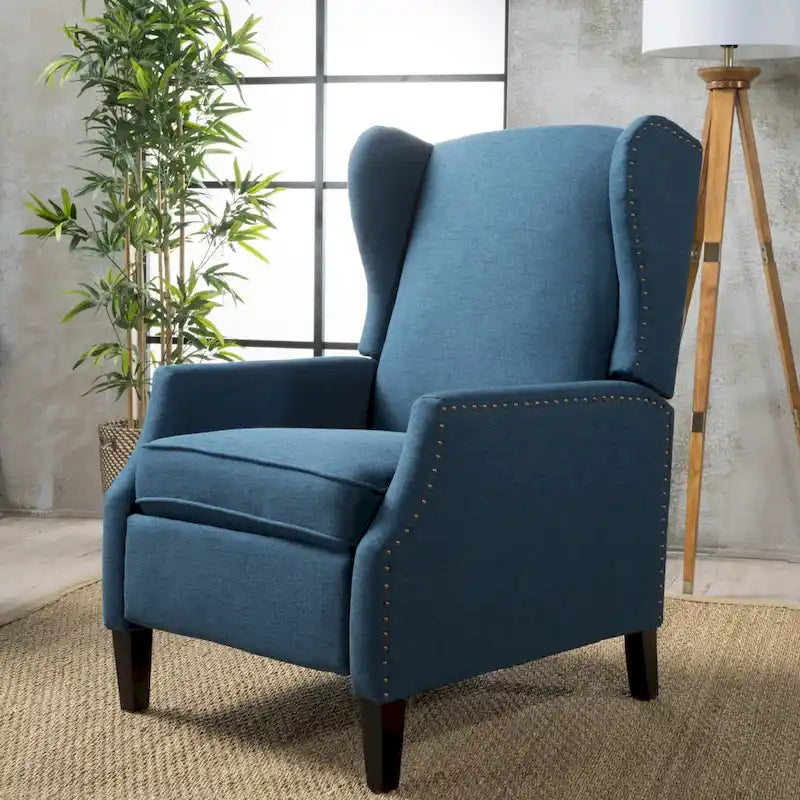 Fotel rozkładany typu wingback z mechanizmem push-back, tapicerowany, w klasycznym stylu, do salonu