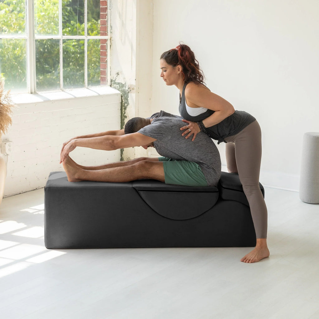 Avana Kami converteerbare chaise longue / yoga en massage - 2-in-1 hocker met verborgen uitklapbare yogastoel, microvelours - N/A