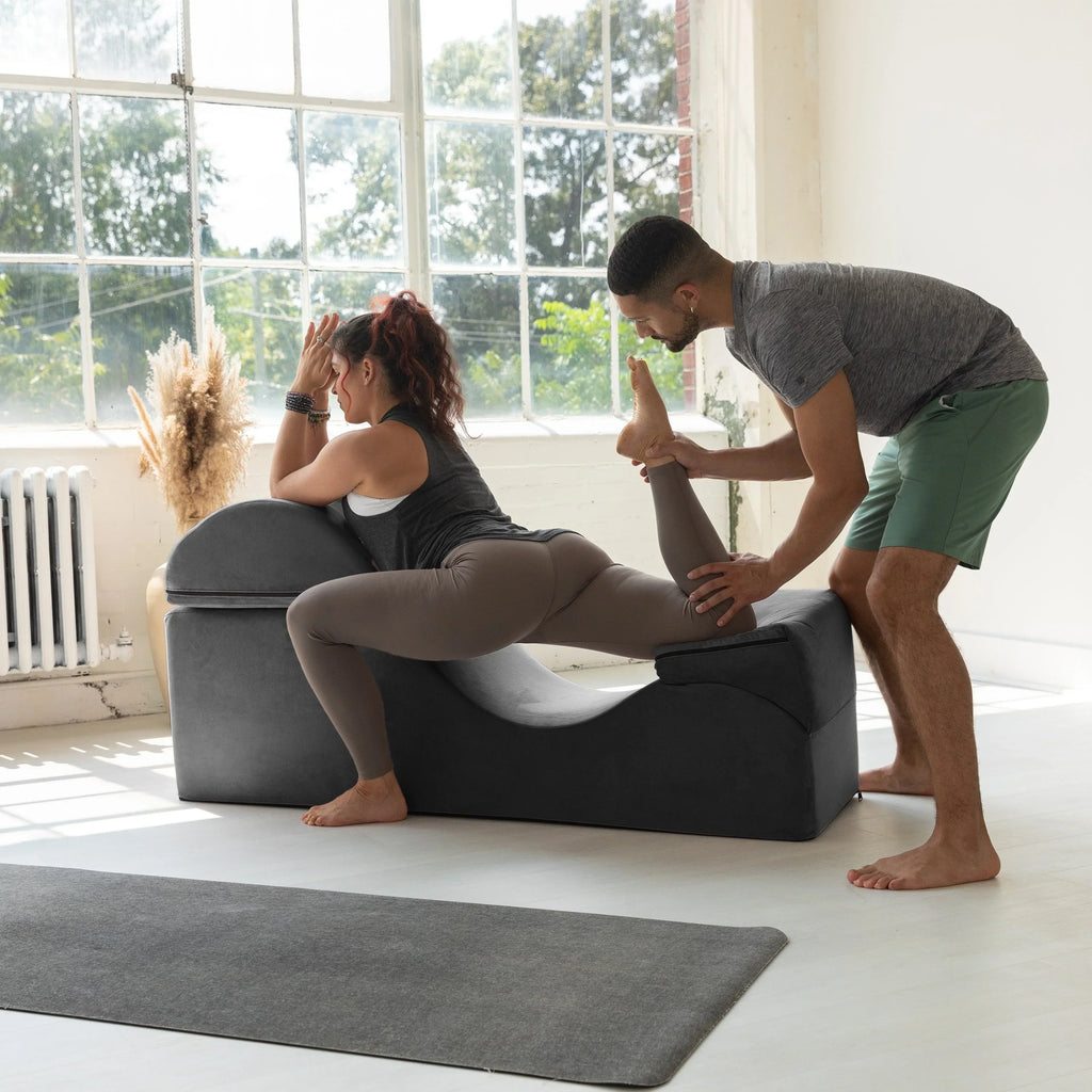 Avana Kami converteerbare chaise longue / yoga en massage - 2-in-1 hocker met verborgen uitklapbare yogastoel, microvelours - N/A