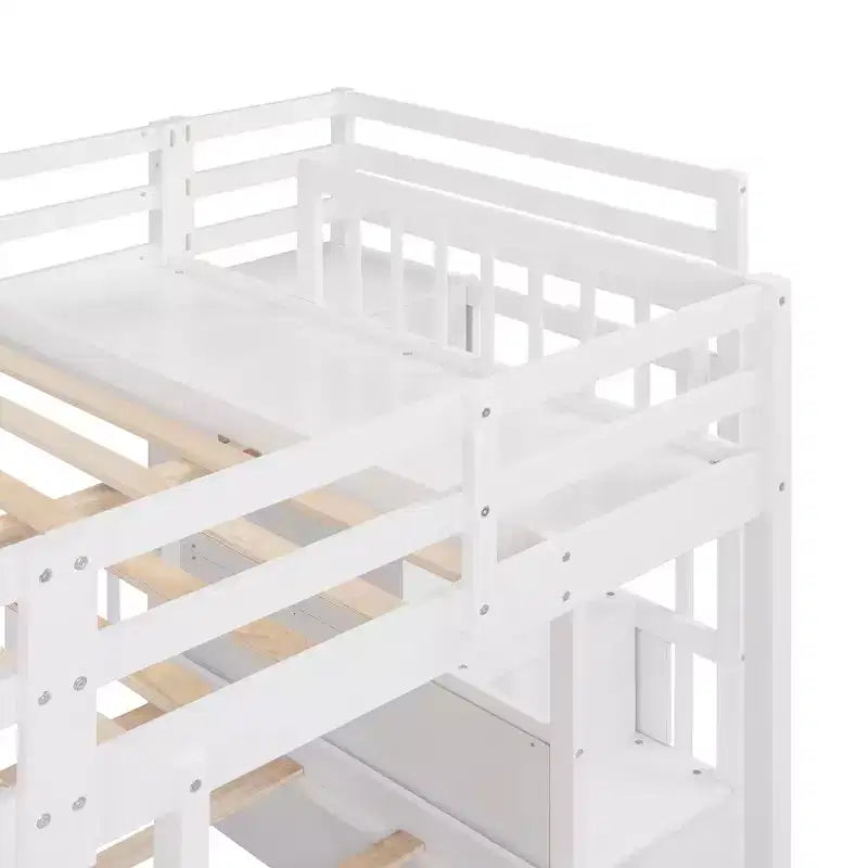Cama em beliche Whisen Full sobre Twin & Twin, cama tripla de madeira com gavetas e guardas de proteção