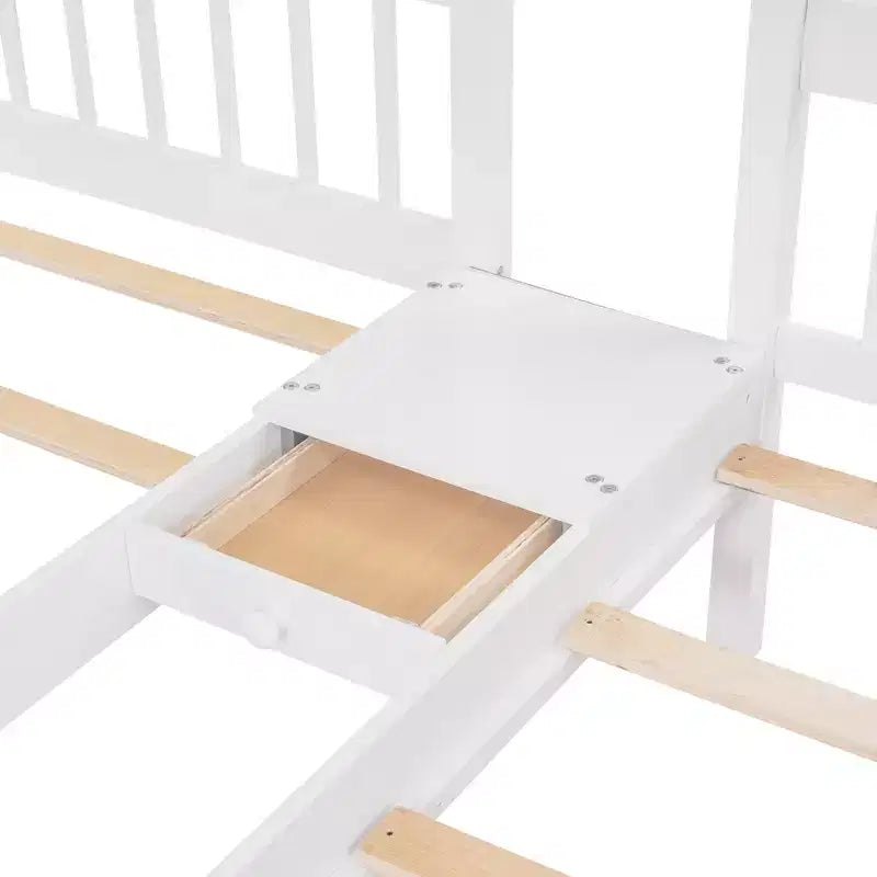 Cama em beliche Whisen Full sobre Twin & Twin, cama tripla de madeira com gavetas e guardas de proteção