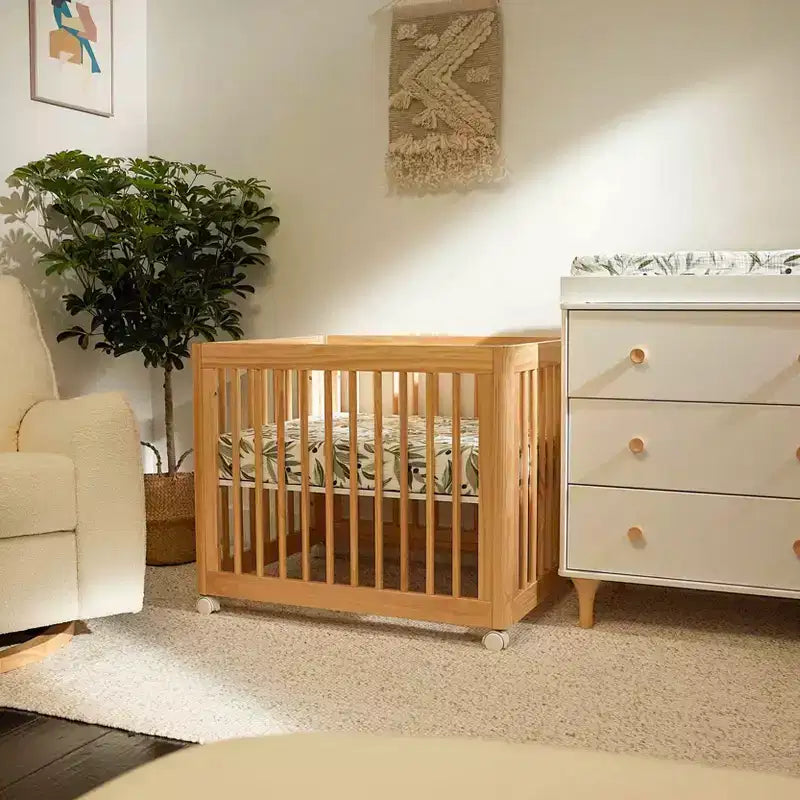 Berço convertível Babyletto Yuzu 8 em 1 com kits de conversão para todas as fases