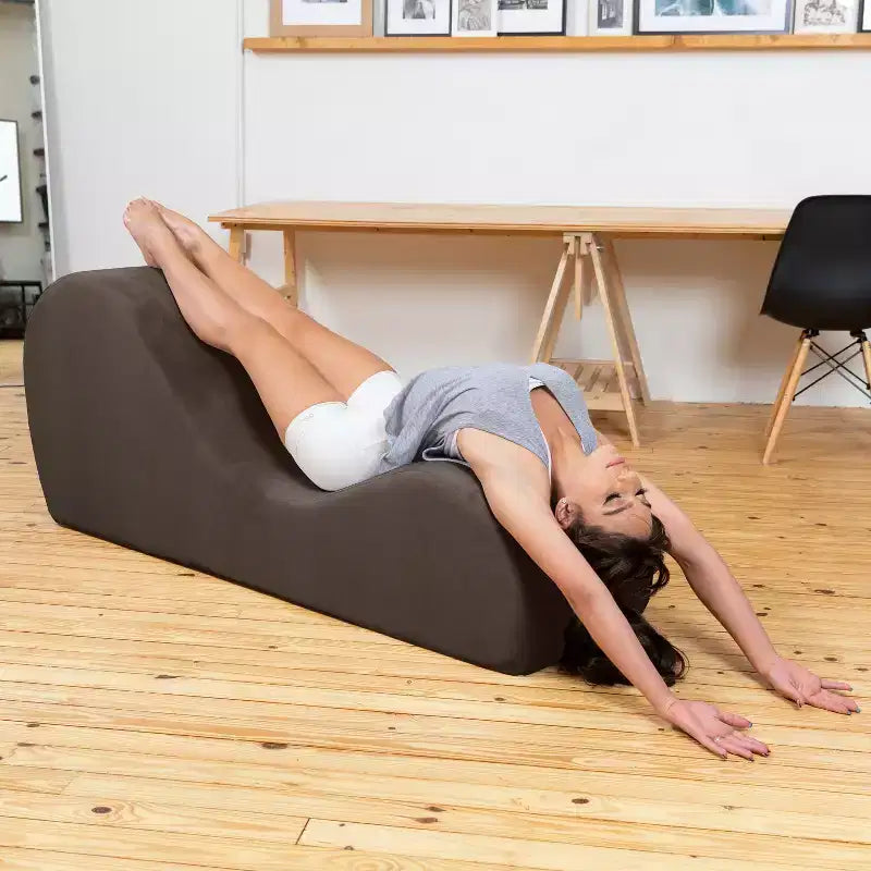Espreguiçadeira elegante Avana para ioga - fabricada nos EUA - ideal para alongamentos, relaxamento, exercício e muito mais, 60D x 18W x 26H polegadas, cinzento-claro