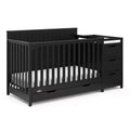 5-in-1-Umbaubett für Babys mit Wickelaufsatz und Schublade