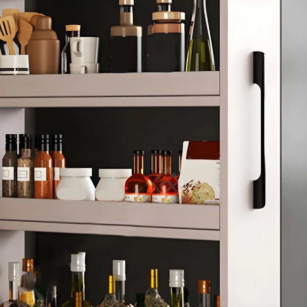 Credenza moderna in legno con ripiani aperti e rotelle