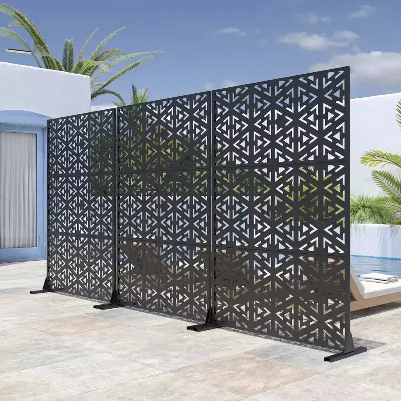 Schermo in acciaio zincato nero con motivo triangolare a V | 183A x 120L x 4P cm