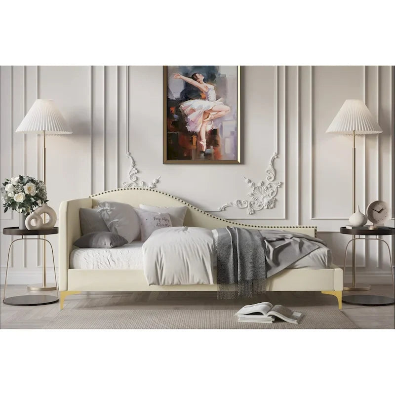 Divano letto singolo imbottito con borchie decorative