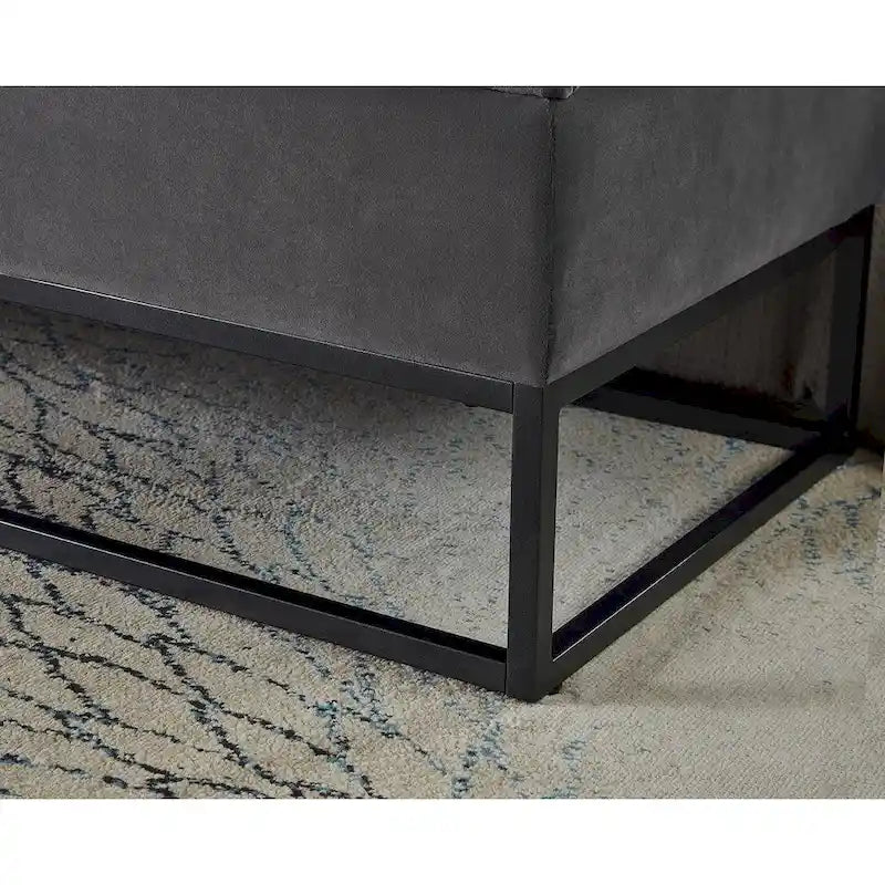 58,6 Panchina da letto con base in metallo e contenitore