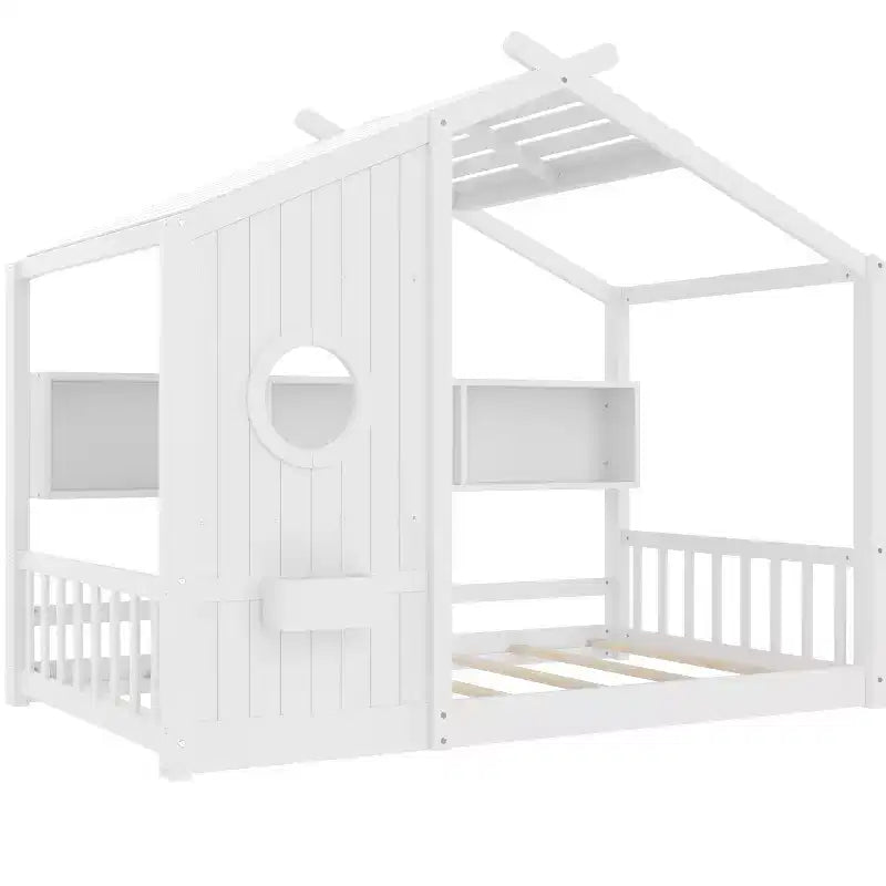 Bodenbett in Hausform mit integrierten Ablagefächern und Latten-Dach