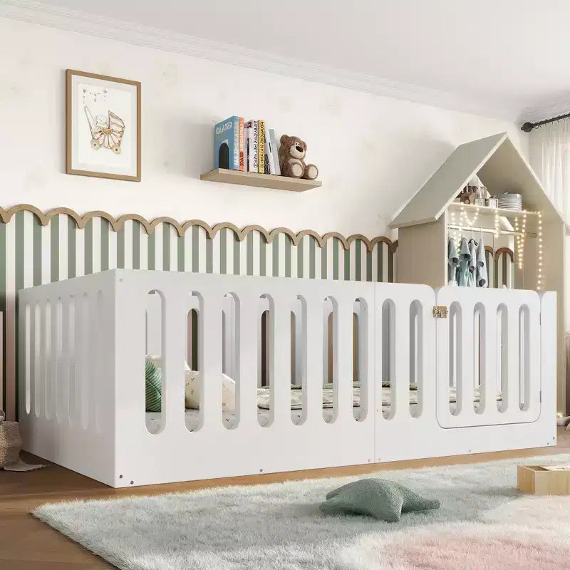 Cama Montessori de chão branca, tamanho Twin, com grades de proteção e porta - madeira maciça, 1 criança
