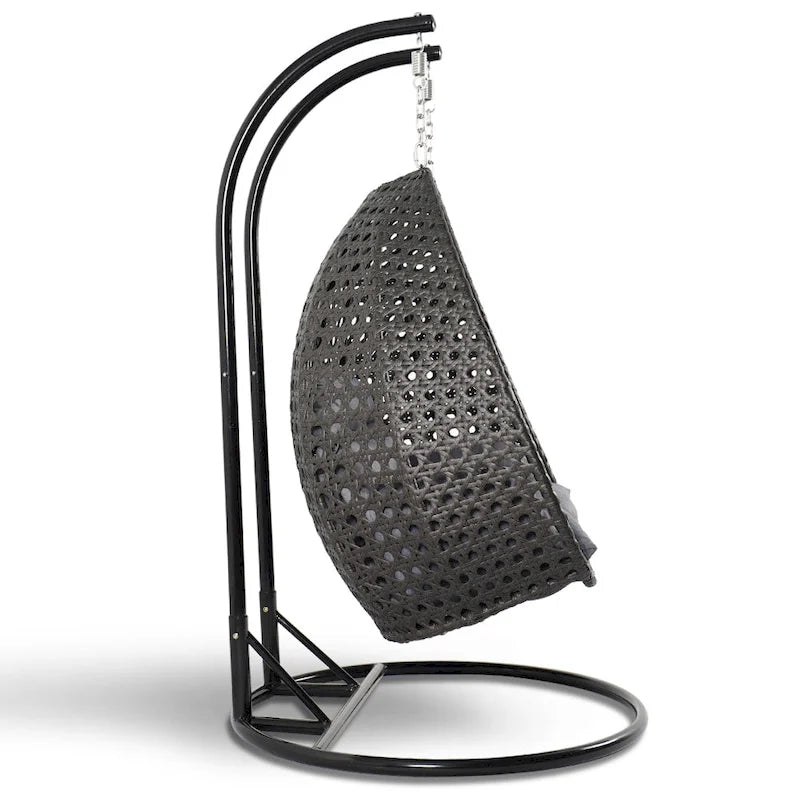 Poltrona sospesa a uovo LeisureMod per 2 persone con supporto - Altalena da patio in rattan intrecciato per esterni/interni, chaise longue con cuscini