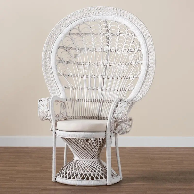 Chaise paon Kallima moderne bohème en rotin naturel blanc