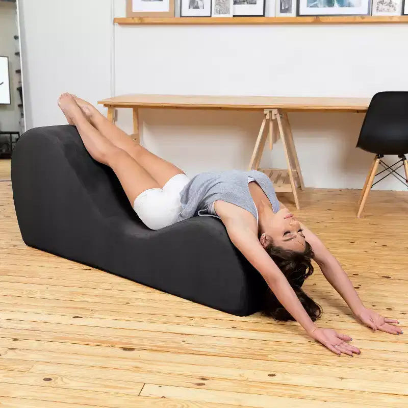 Espreguiçadeira elegante Avana para ioga - fabricada nos EUA - ideal para alongamentos, relaxamento, exercício e muito mais, 60D x 18W x 26H polegadas, cinzento-claro